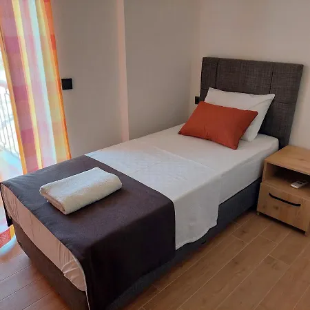 Apartment Duru Stone House