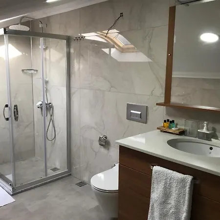 Apartment Duru Stone House *